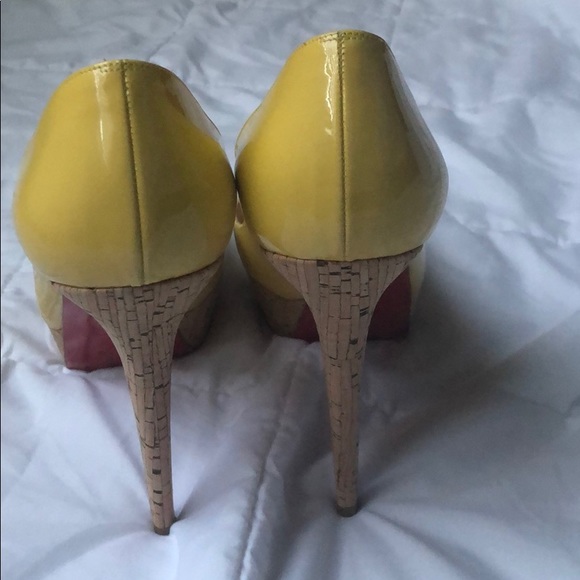 Christian Louboutin Yellow Peep Toe Cork 40.5 - Picture 7 of 7